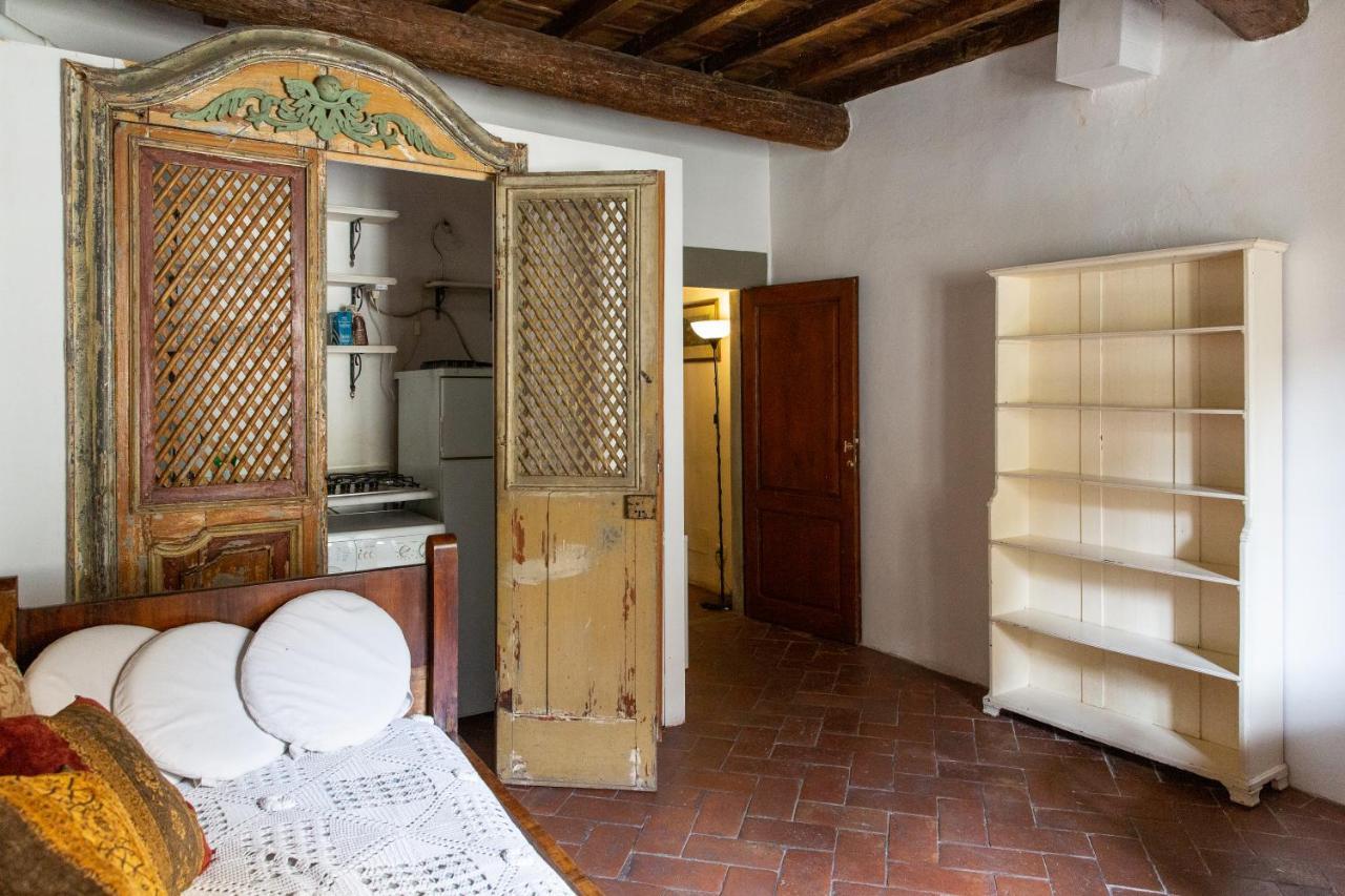 Comfy Apartment Near Palazzo Pitti Florence Exterior photo