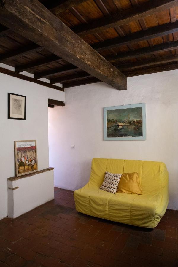 Comfy Apartment Near Palazzo Pitti Florence Exterior photo